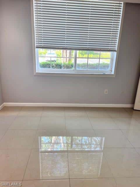 1185 Wildwood Lakes Blvd #101, Naples, photo 9