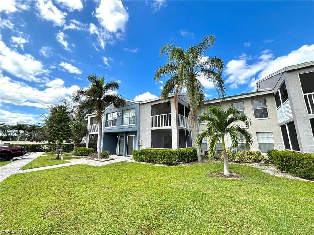 124 Santa Clara Dr #15, Naples, photo 32