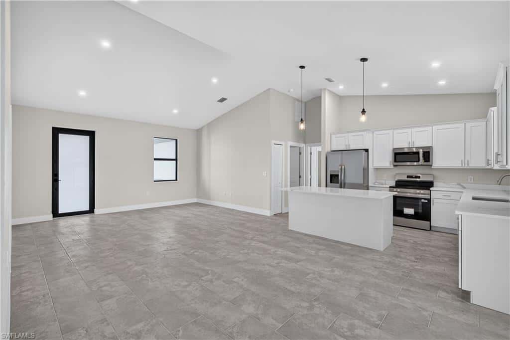 314 20th Ter, Cape Coral, photo 6