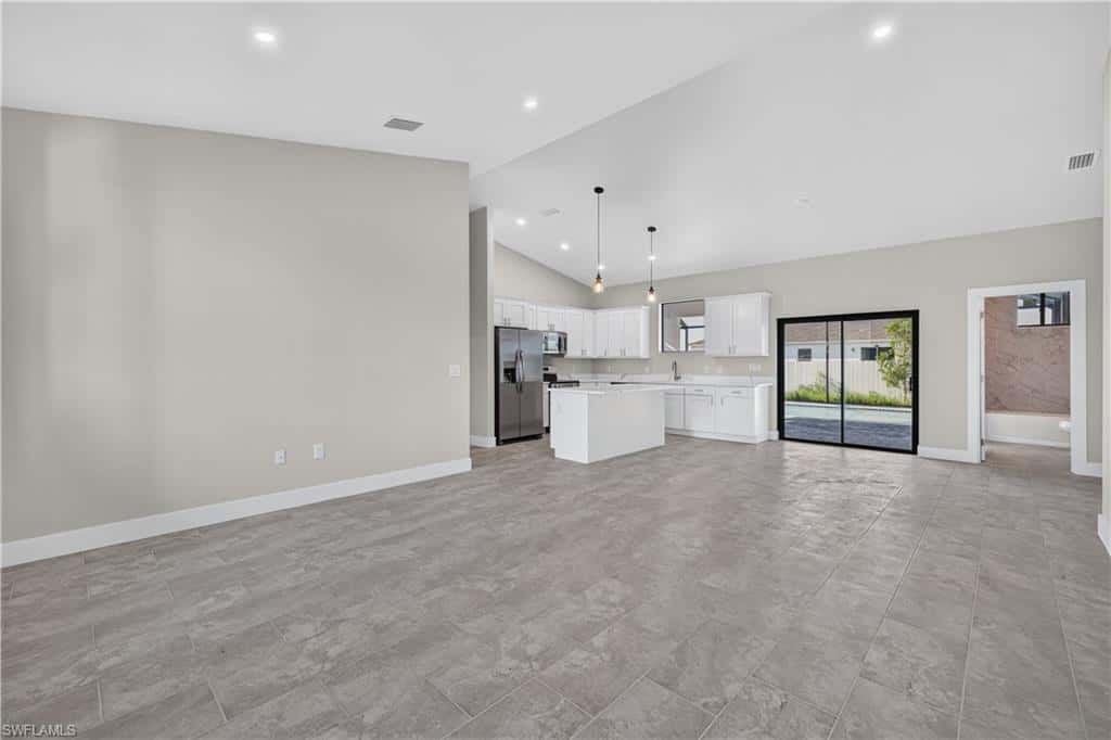 314 20th Ter, Cape Coral, photo 4