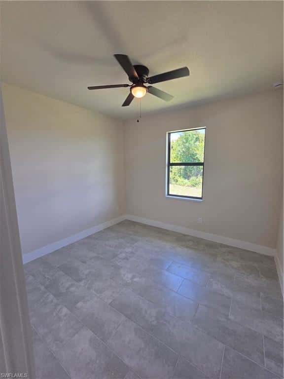 629 28th Ter, Cape Coral, photo 9