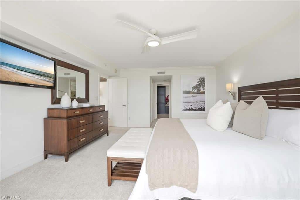2400 Gulf Shore Blvd #502, Naples, photo 23