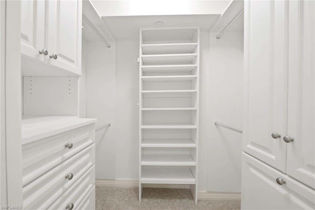 2400 Gulf Shore Blvd #502, Naples, photo 27