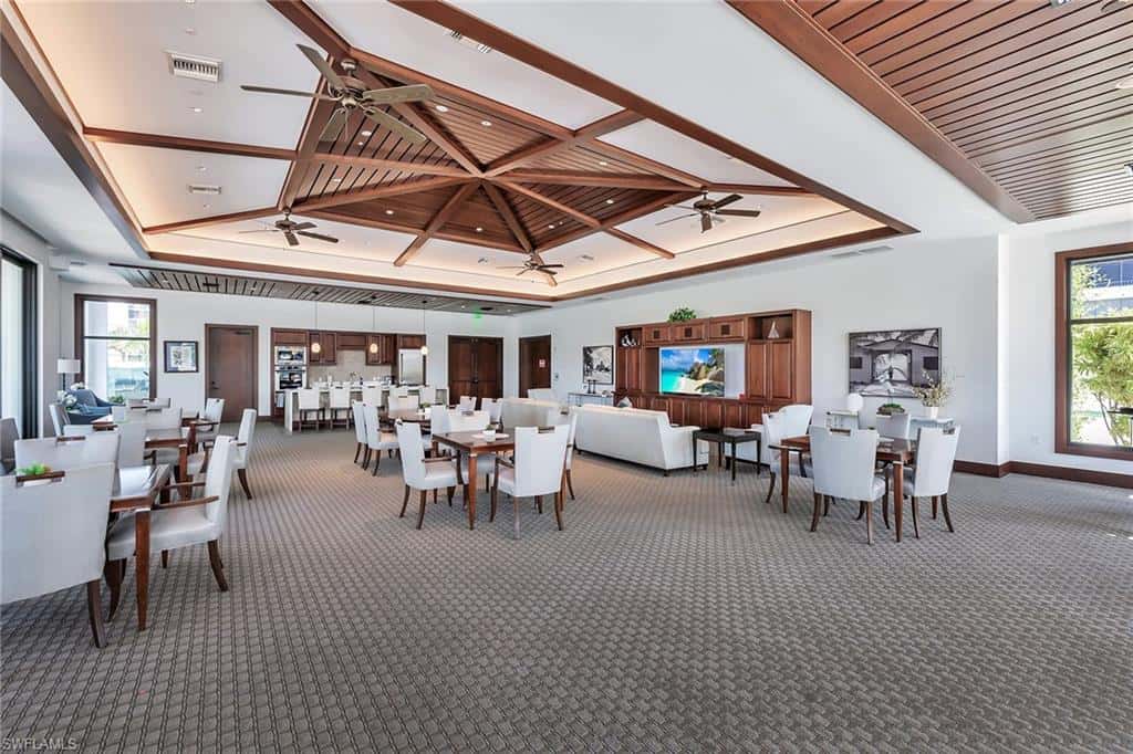 2400 Gulf Shore Blvd #502, Naples, photo 46
