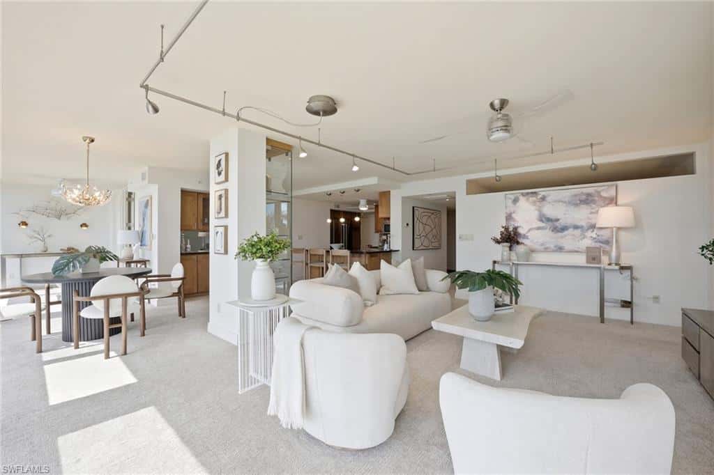 2400 Gulf Shore Blvd #502, Naples, photo 7