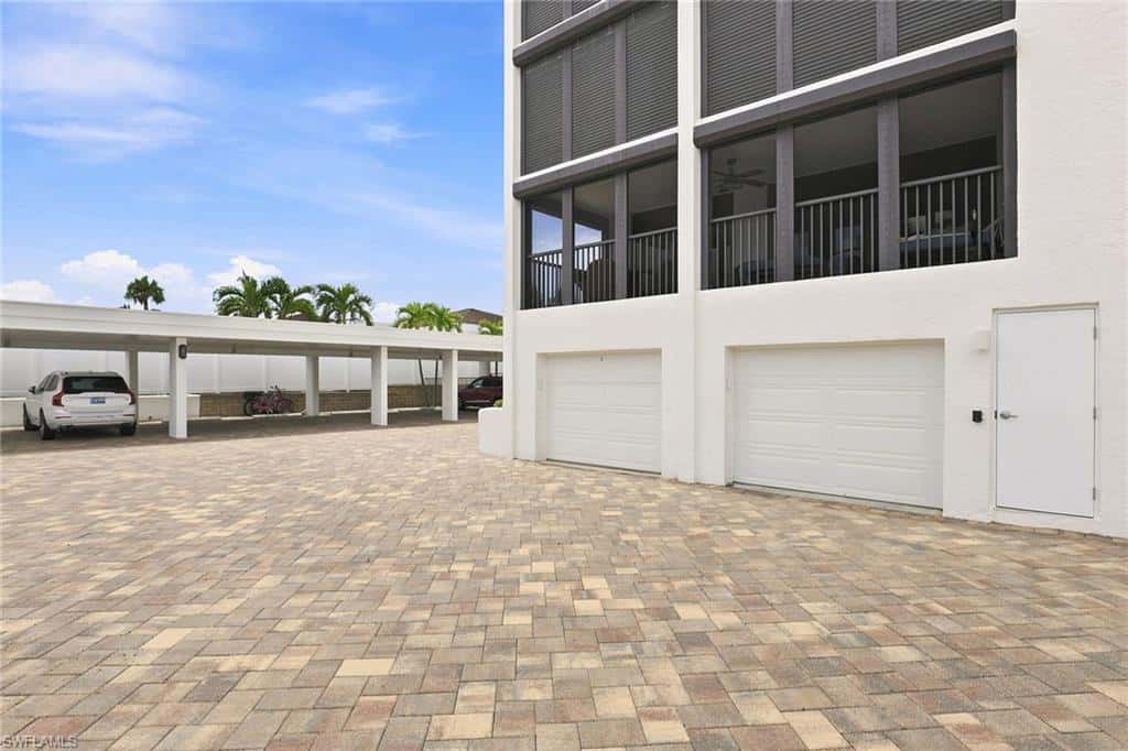 2400 Gulf Shore Blvd #502, Naples, photo 40