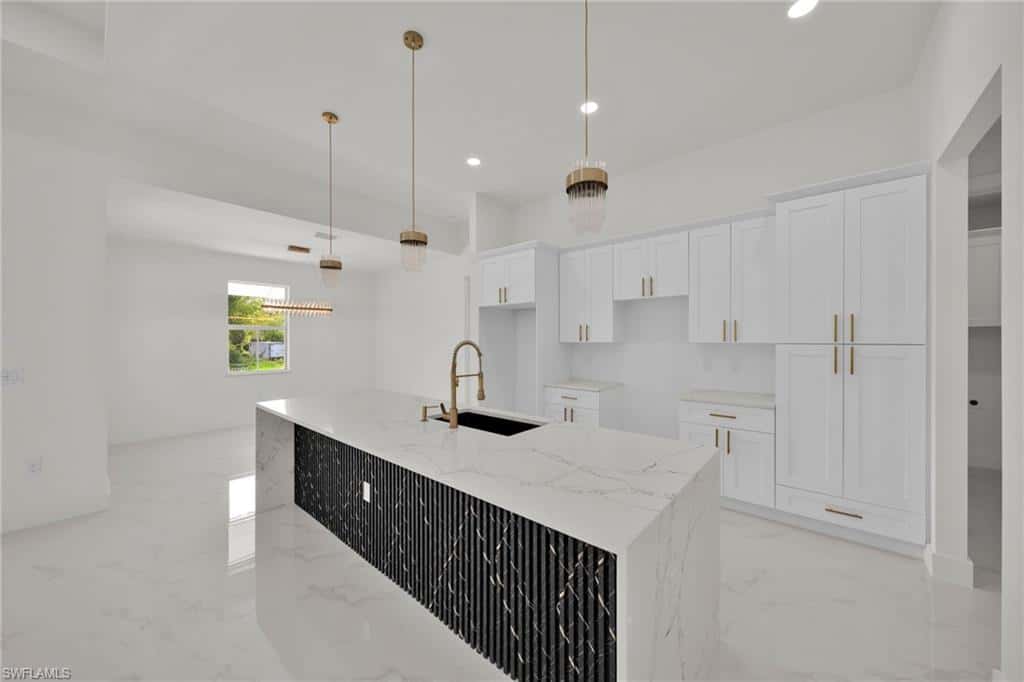 102 Grant Ave, Lehigh Acres, photo 9