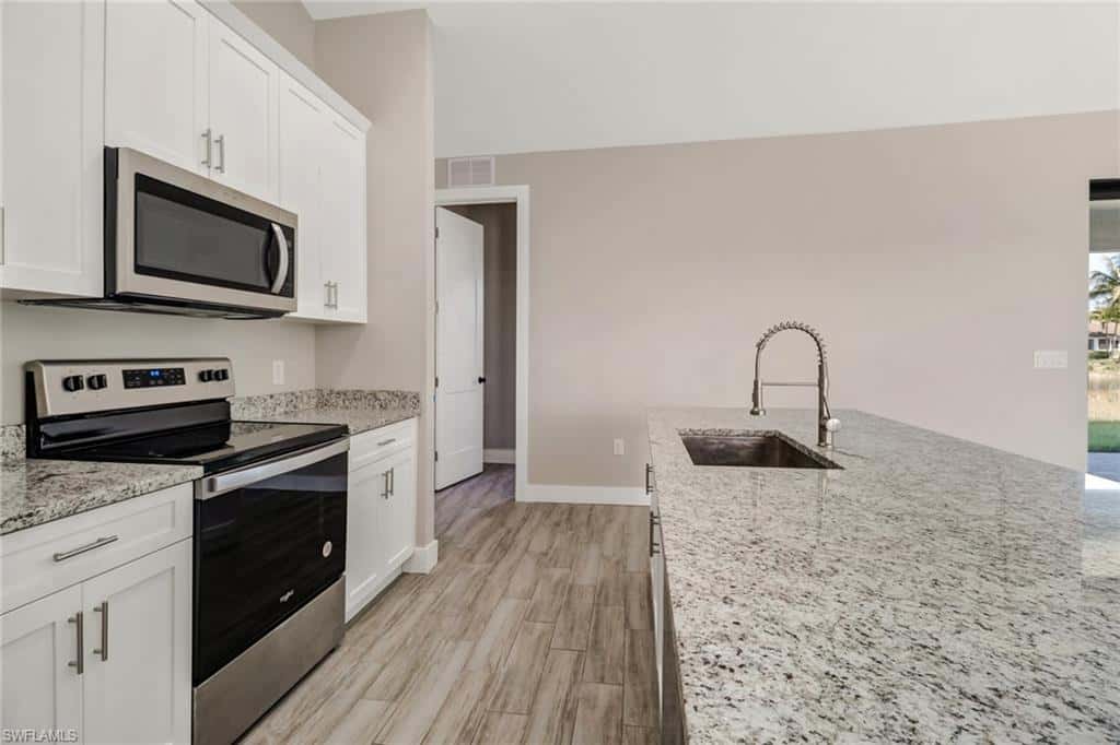 10621 Landau Ln, Bonita Springs, photo 6