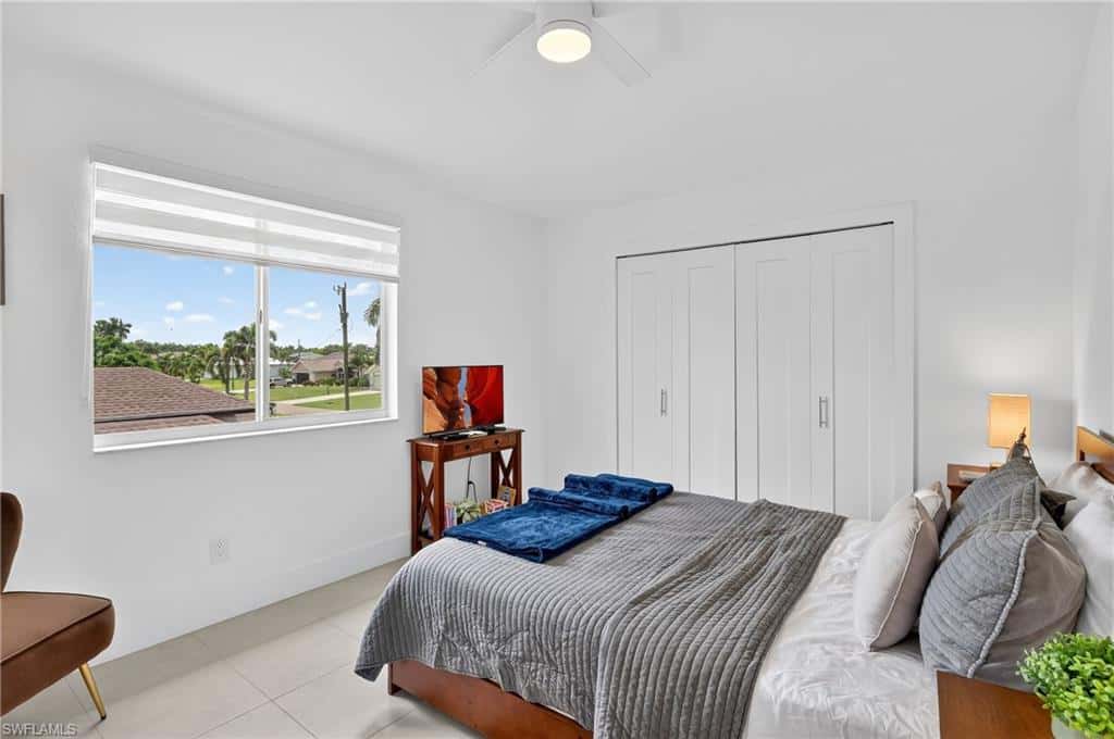 1917 51st St, Cape Coral, photo 33