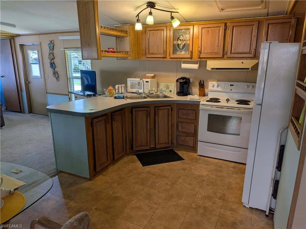 10750 Wales Loop, Bonita Springs, photo 7