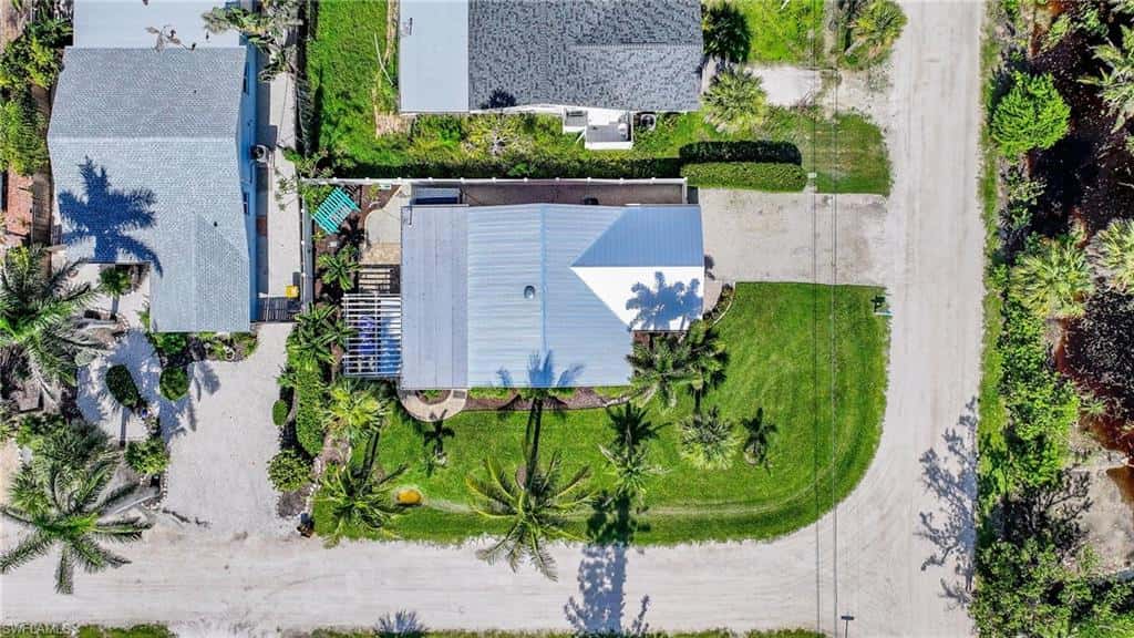 1657 Atlanta Plaza Dr, Sanibel, photo 44