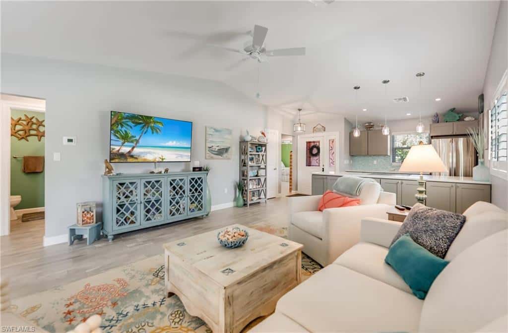 1657 Atlanta Plaza Dr, Sanibel, photo 8