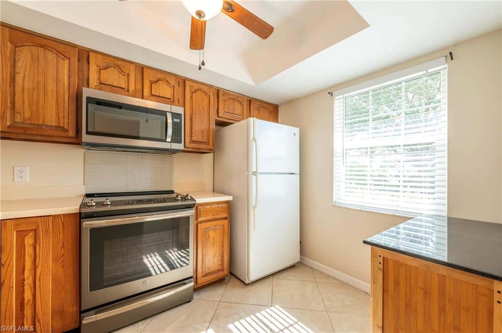 1006 Pine Isle Ln #1006, Naples, photo 4