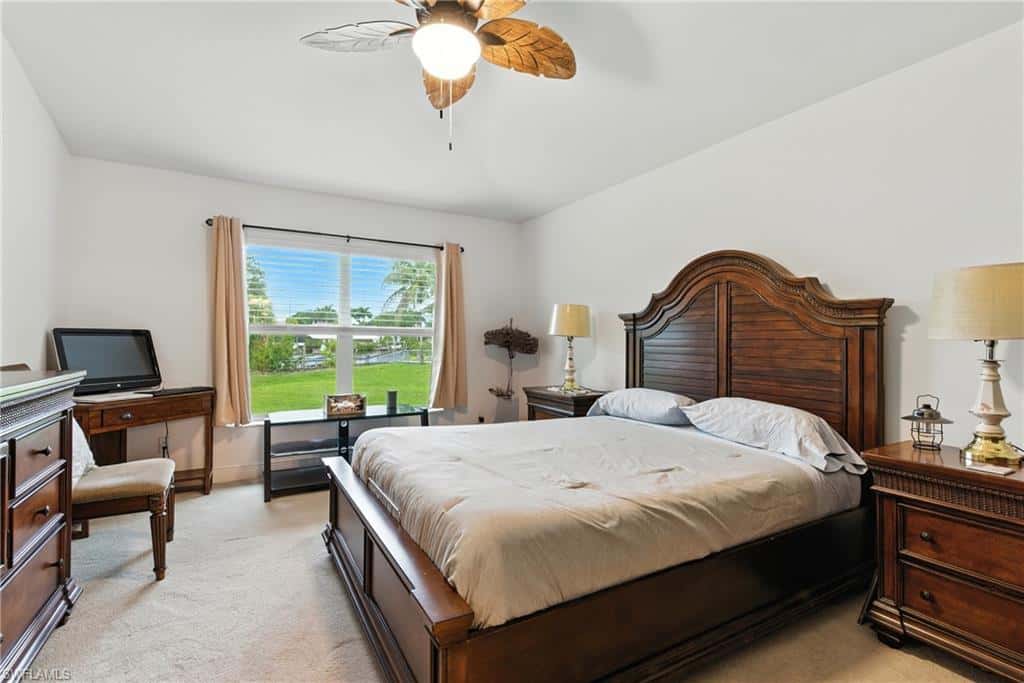 176 Venus Cay, Naples, photo 33
