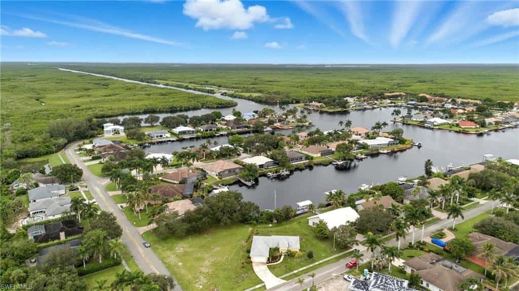 176 Venus Cay, Naples, photo 45