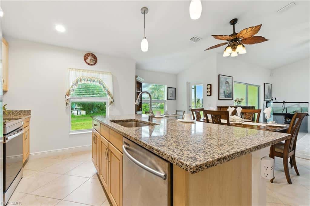 176 Venus Cay, Naples, photo 19