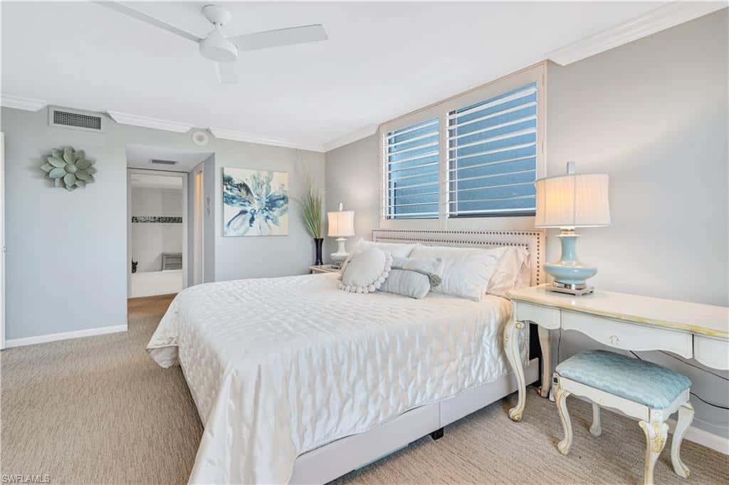 2400 Gulf Shore Blvd #203, Naples, photo 13