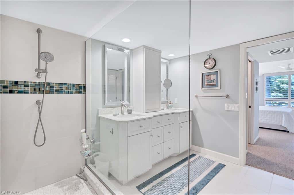2400 Gulf Shore Blvd #203, Naples, photo 16