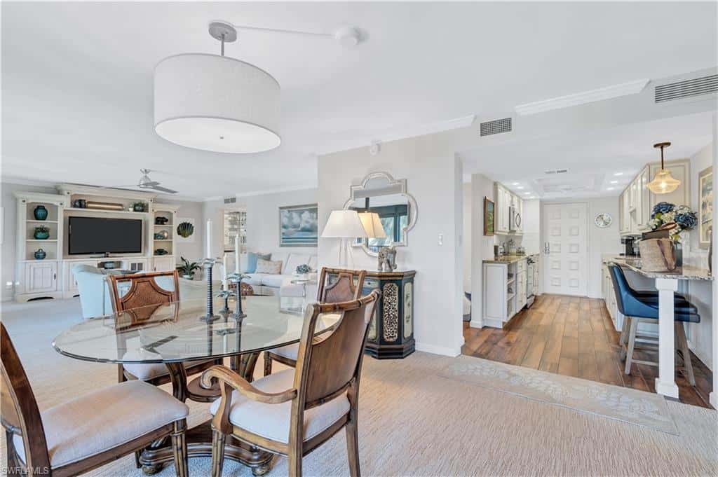 2400 Gulf Shore Blvd #203, Naples, photo 12