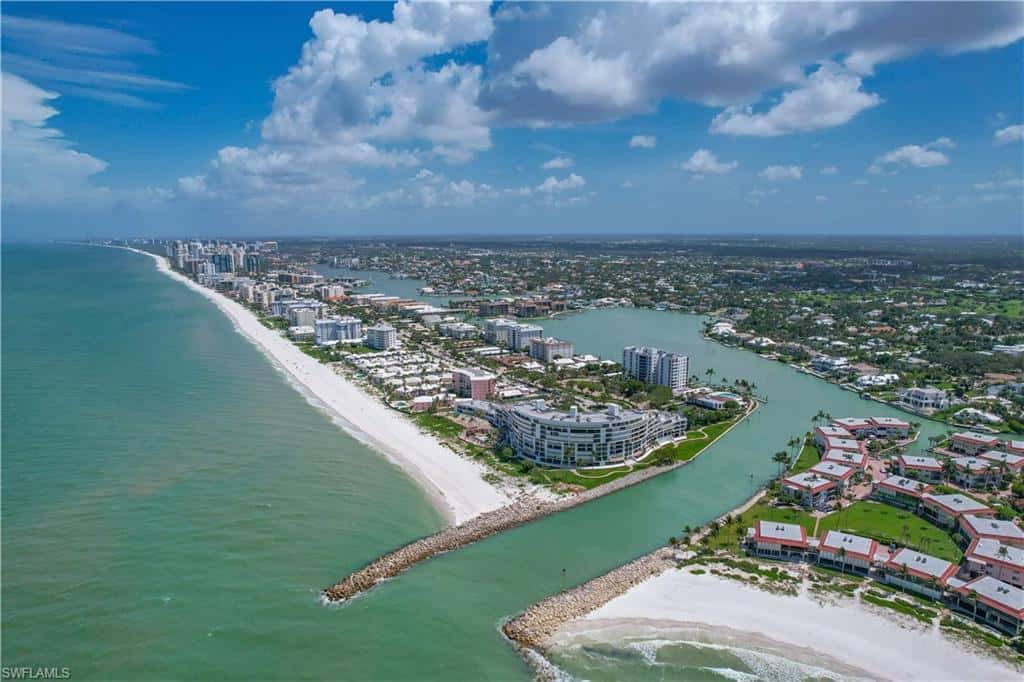 2400 Gulf Shore Blvd #203, Naples, photo 30