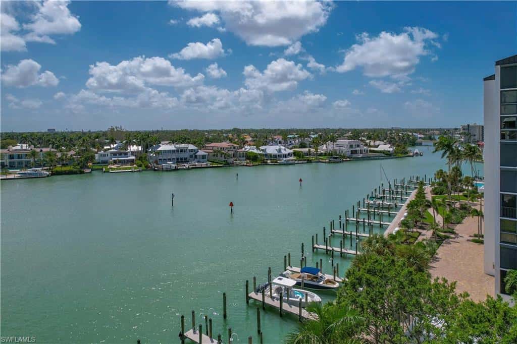 2400 Gulf Shore Blvd #203, Naples, photo 34