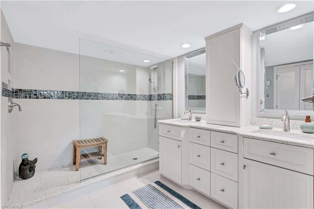 2400 Gulf Shore Blvd #203, Naples, photo 15