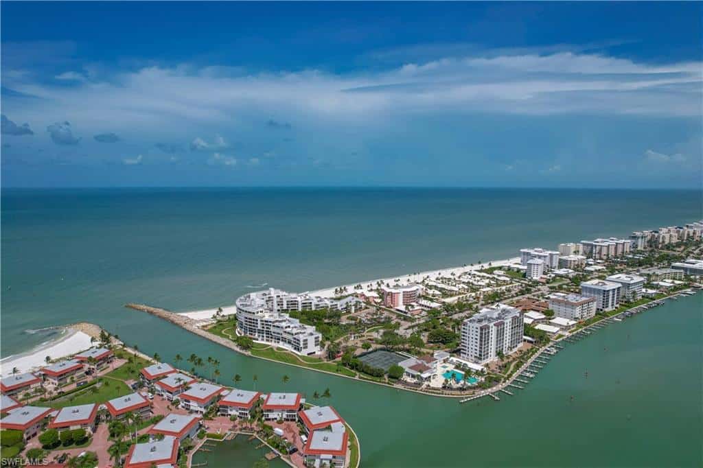 2400 Gulf Shore Blvd #203, Naples, photo 31