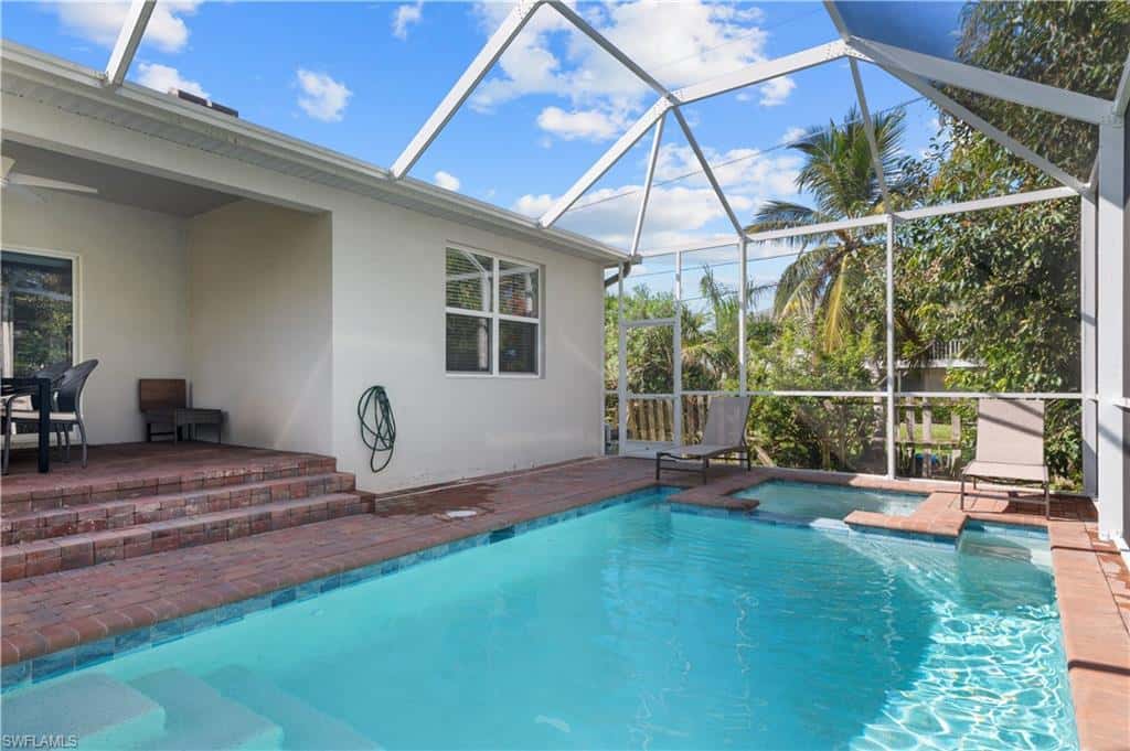 4320 Little Hickory Rd, Bonita Springs, photo 4
