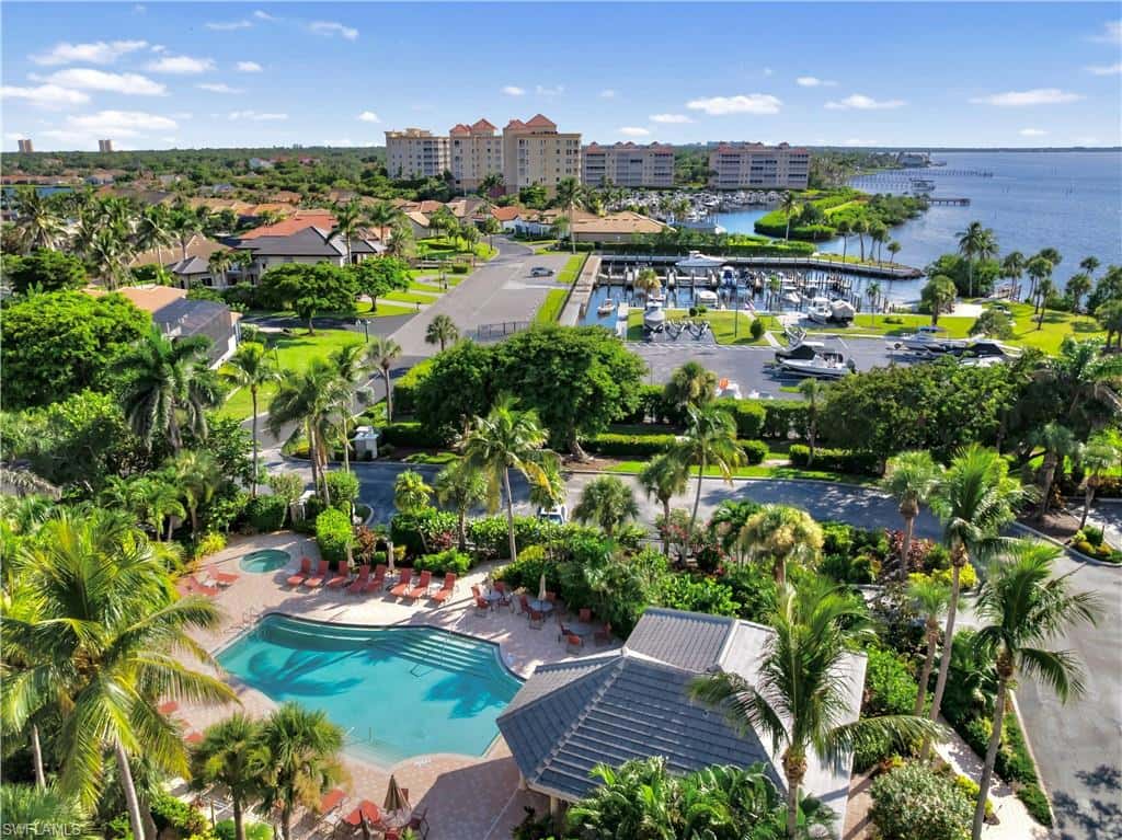 14819 Laguna Dr #703, Fort Myers, photo 40