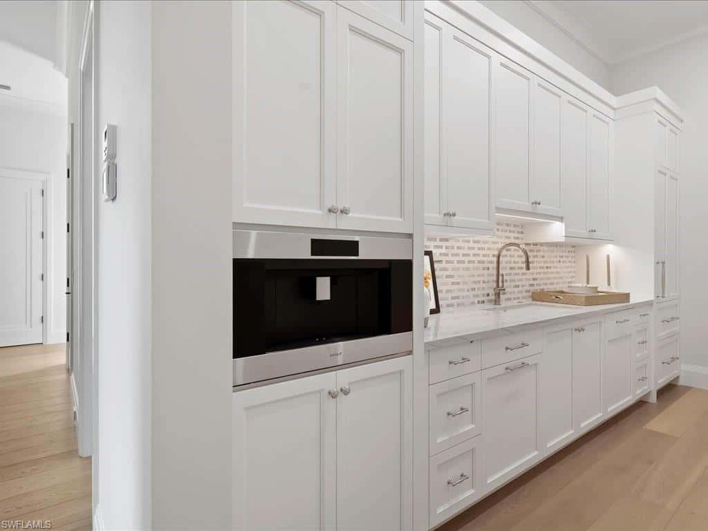 208 Hickory Rd, Naples, photo 22