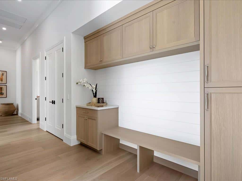208 Hickory Rd, Naples, photo 32