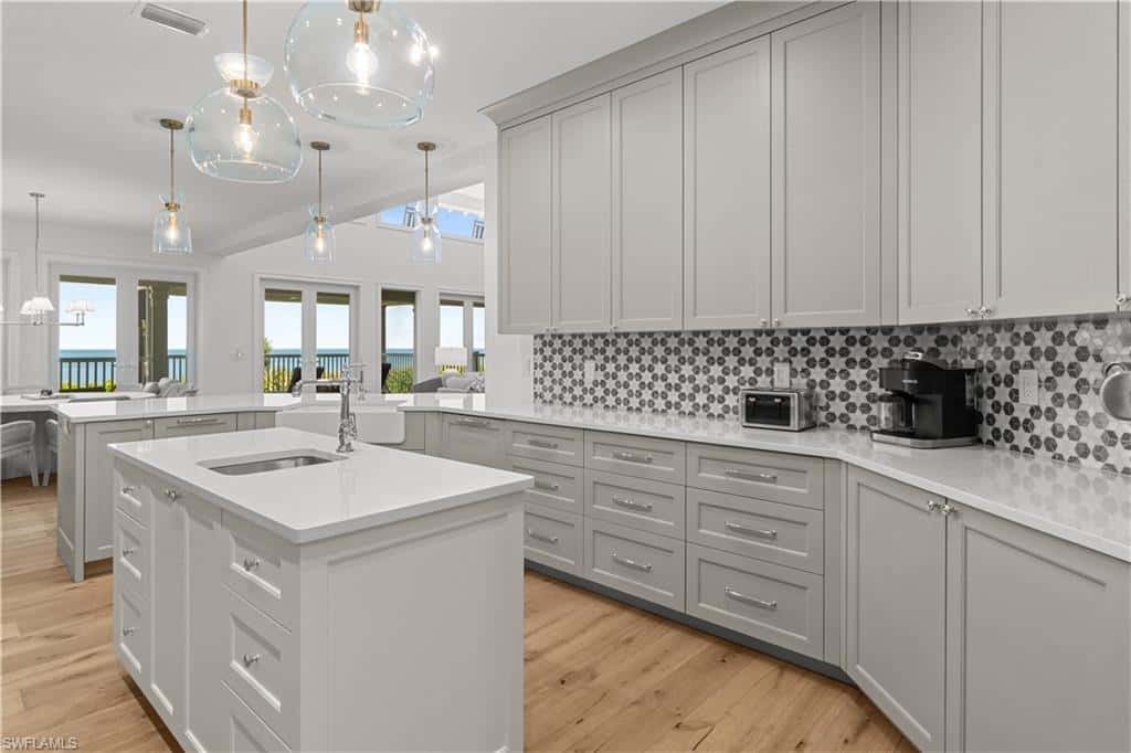 17030 Captiva Dr, Captiva, photo 4