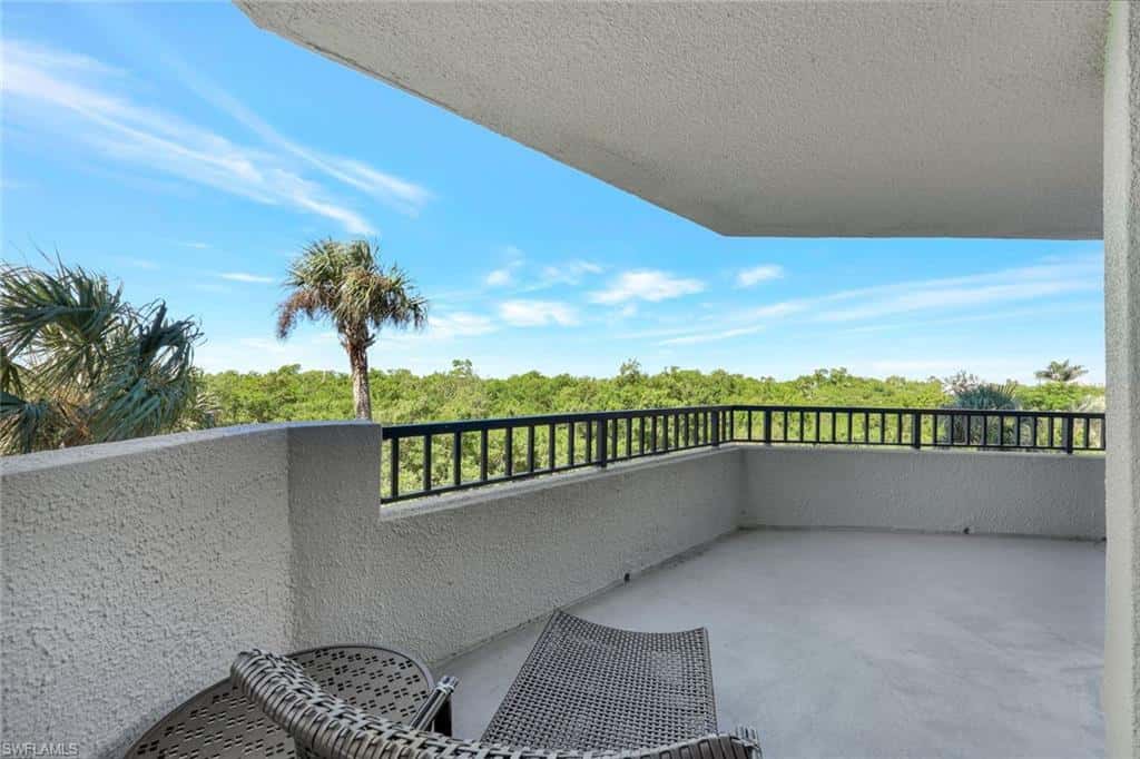 6001 Pelican Bay Blvd #202, Naples, photo 26