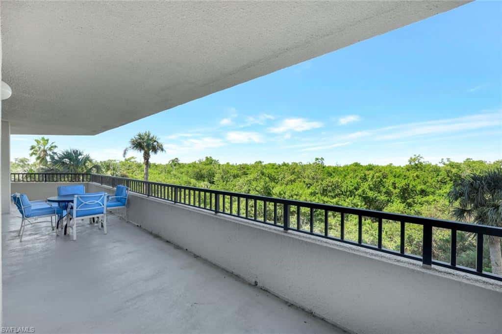 6001 Pelican Bay Blvd #202, Naples, photo 22