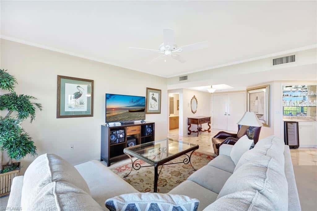 6001 Pelican Bay Blvd #202, Naples, photo 5