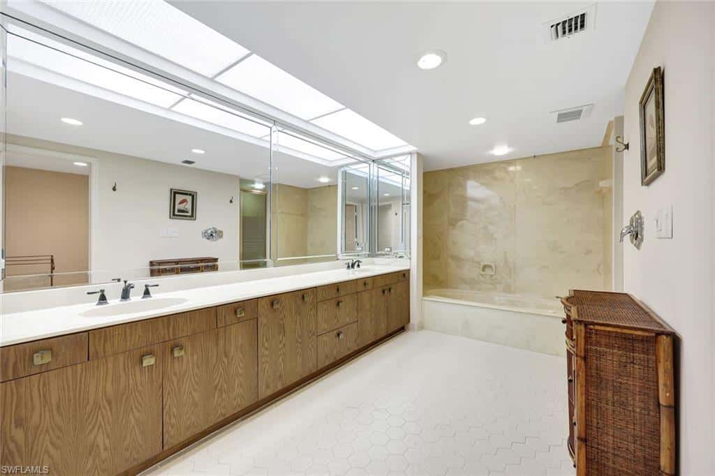 6001 Pelican Bay Blvd #202, Naples, photo 18