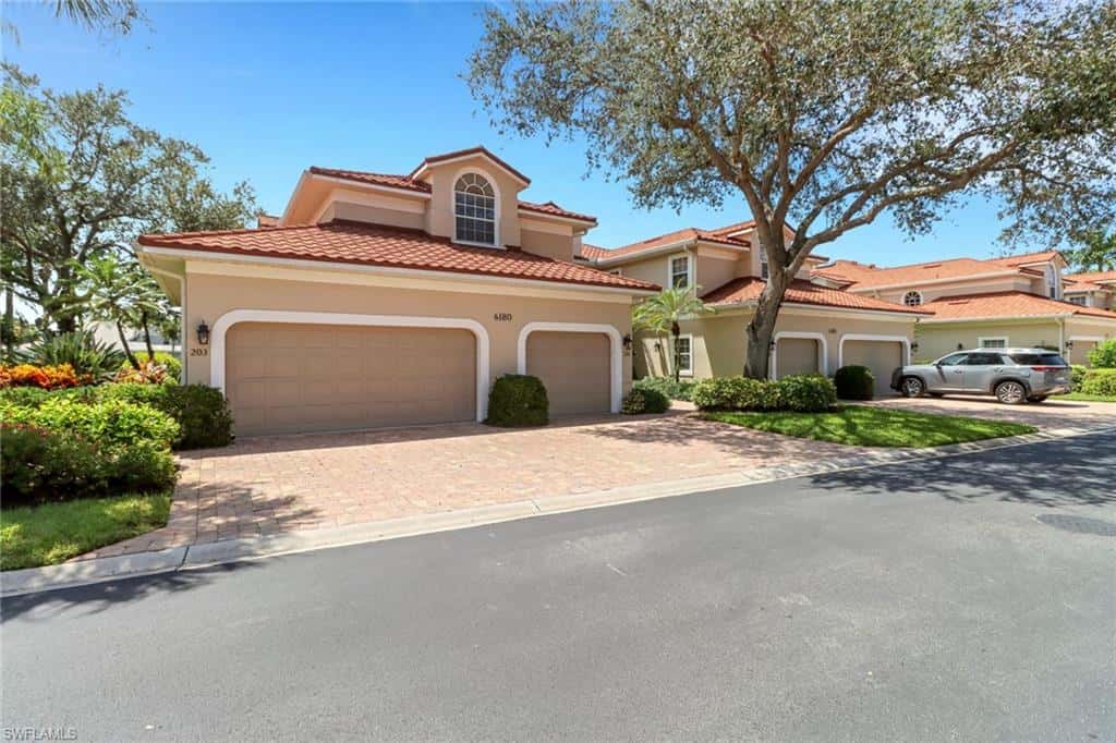 6180 Reserve Cir #203, Naples, photo 21