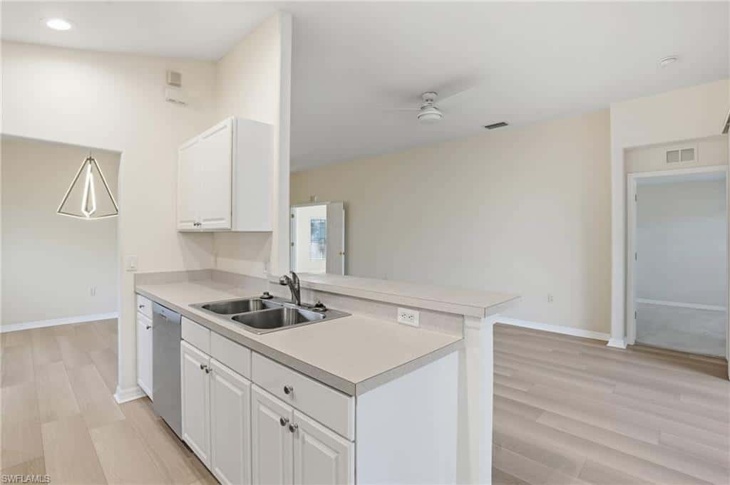 10055 Oakhurst Way, Fort Myers, photo 14