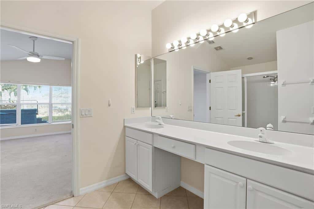 10055 Oakhurst Way, Fort Myers, photo 18