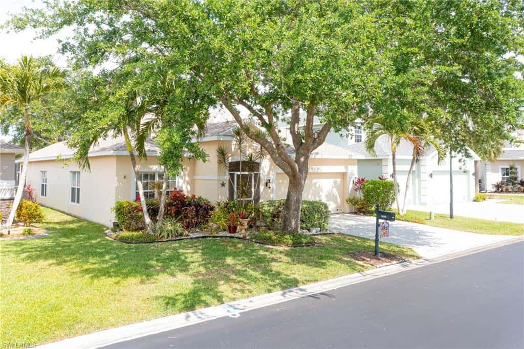 9005 Falcon Pointe Loop, Fort Myers, photo 4