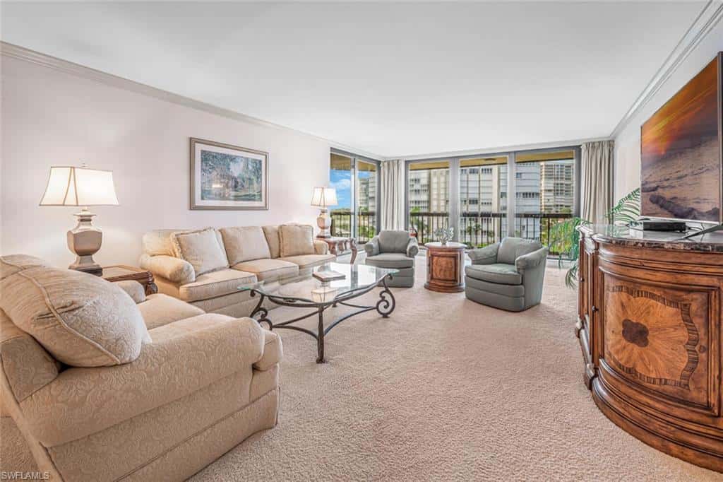 4551 Gulf Shore Blvd #605, Naples, photo 6