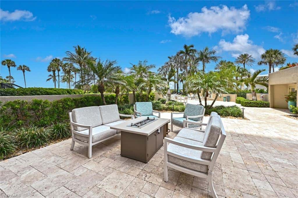 4551 Gulf Shore Blvd #605, Naples, photo 32