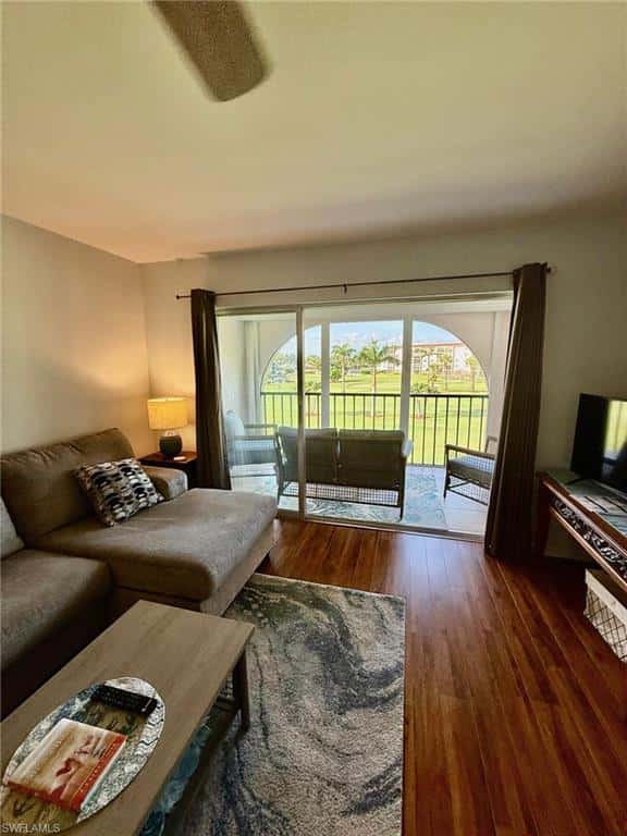 9 High Point Cir #305, Naples, photo 4