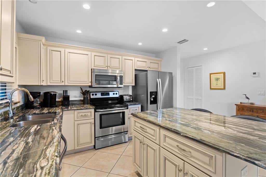 1811 Olde Middle Gulf Dr #14, Sanibel, photo 7