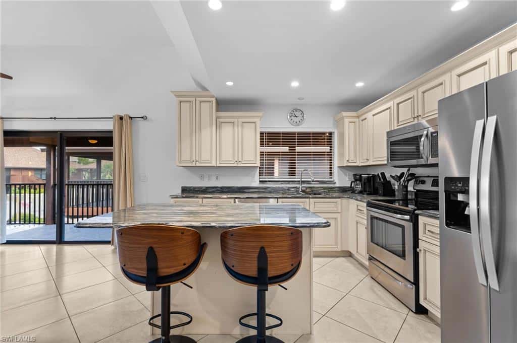 1811 Olde Middle Gulf Dr #14, Sanibel, photo 9