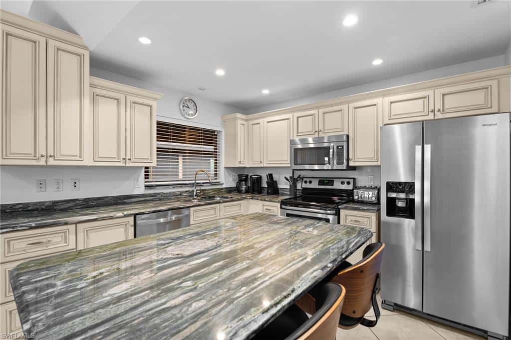 1811 Olde Middle Gulf Dr #14, Sanibel, photo 8