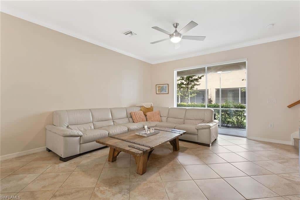 2667 Blossom Way, Naples, photo 4