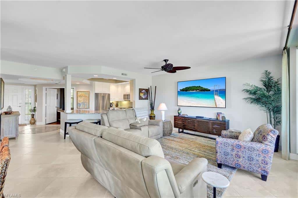 430 Cove Tower Dr #403, Naples, photo 5