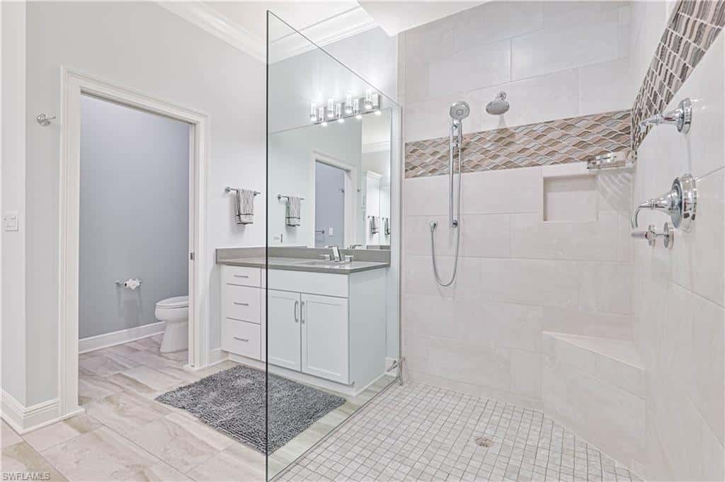21490 Strada Nuova Cir #d306, Estero, photo 35