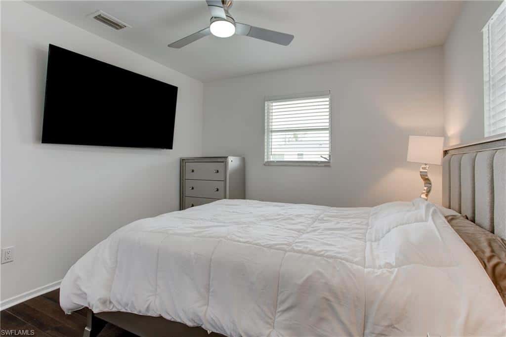 126 Andre Mar Dr, Fort Myers Beach, photo 33